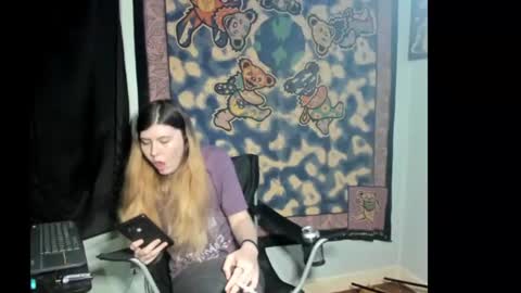 Snapshot of roxihazeleyes chatting on 07.09.26 roxihazeleyes online show from 07.09.26