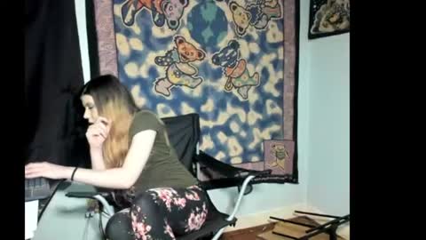 Snapshot of roxihazeleyes chatting on 07.14.26 roxihazeleyes online show from 07.14.26