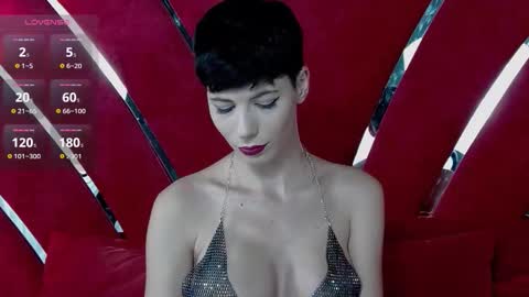 Snapshot of roxxy_rouge chatting on 10.07.25 Roxy online show from 10.07.25