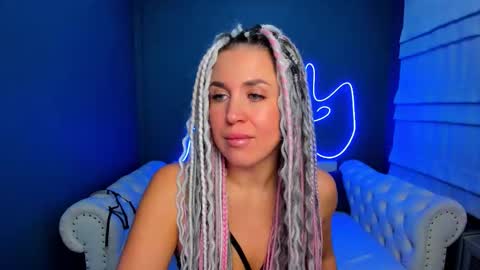 Snapshot of roxy_mars chatting on 11.14.25 Roxy online show from 11.14.25