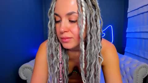 Snapshot of roxy_mars chatting on 02.11.26 Roxy online show from 02.11.26