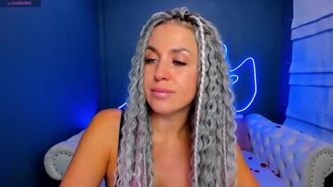 Snapshot of roxy_mars chatting on 03.14.26 Roxy online show from 03.14.26