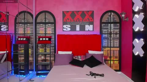 Roxy online show from 06.10.26
