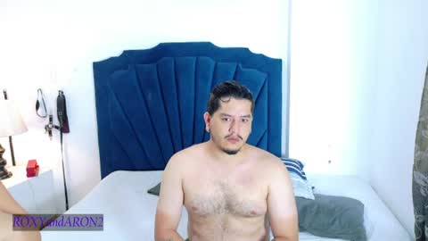 Snapshot of roxyandaron2 chatting on 08.01.26 RoxyAron online show from 08.01.26
