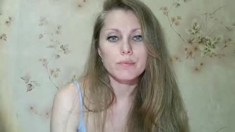 roxyfox18x01 online show from 04.15.26