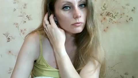 roxyfox18x01 online show from 06.13.26