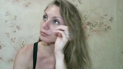 roxyfox18x01 online show from 08.04.26