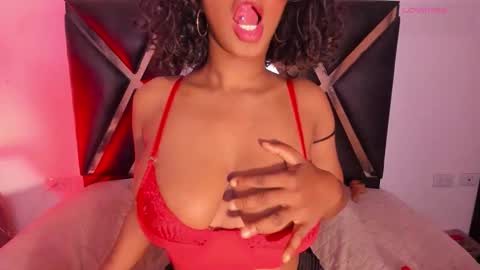 Snapshot of roxyjordan chatting on 01.16.26 Roxxy Queen online show from 01.16.26