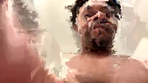 Snapshot of royal_sf chatting on 02.05.25 Royal SF online show from 02.05.25