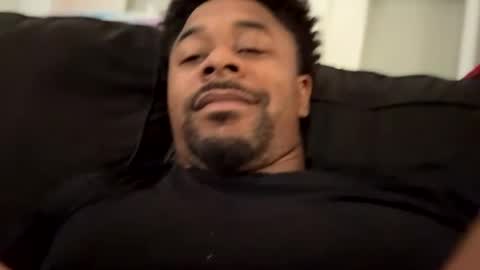 Snapshot of royal_sf chatting on 09.25.25 Royal SF online show from 09.25.25