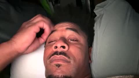 Snapshot of royal_sf chatting on 11.25.25 Royal SF online show from 11.25.25