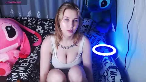 angela online show from 09.23.25