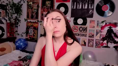 Snapshot of roygeers chatting on 02.20.26 Alice online show from 02.20.26