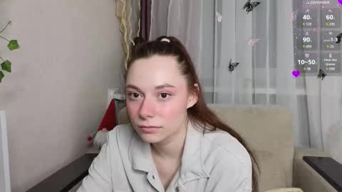 Snapshot of roygeers chatting on 03.08.26 Alice online show from 03.08.26