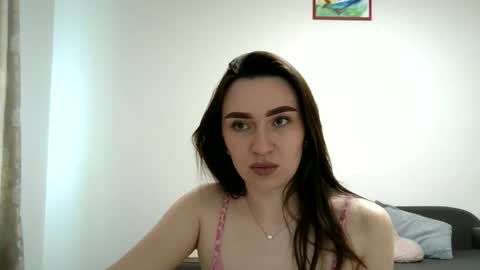 Snapshot of roza05x chatting on 05.13.26 Roza05x online show from 05.13.26