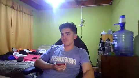 Snapshot of rpaulo25 chatting on 11.25.25 rpaulo25 online show from 11.25.25