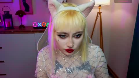 Snapshot of rraffaellka chatting on 04.28.26 Rraffaellka online show from 04.28.26
