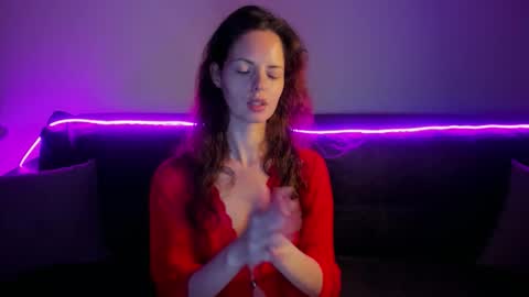 Snapshot of rubyattwood chatting on 02.14.26 rubyattwood online show from 02.14.26