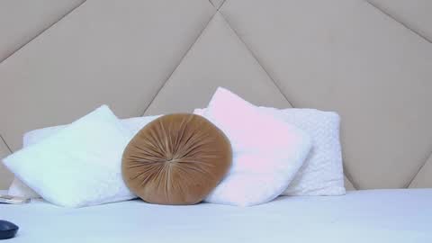 Snapshot of rubyluxee chatting on 01.25.25 Ruby Luxe online show from 01.25.25