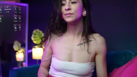 Snapshot of rubyrya chatting on 10.24.25 Ruby online show from 10.24.25