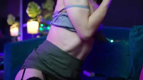 Snapshot of rubyrya chatting on 10.25.25 Ruby online show from 10.25.25