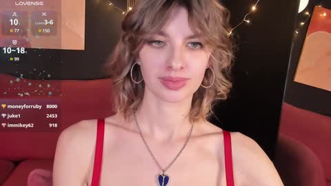 Snapshot of rubytwinkle chatting on 02.06.25 Ruby online show from 02.06.25