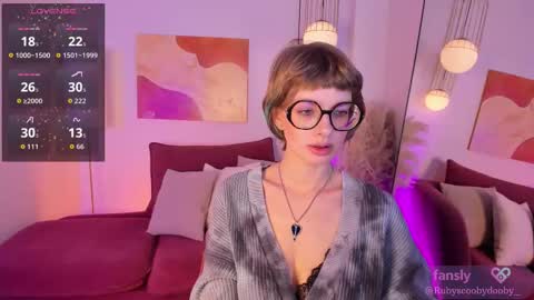 Snapshot of rubytwinkle chatting on 11.13.25 Ruby online show from 11.13.25