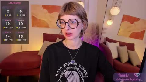 Snapshot of rubytwinkle chatting on 11.17.25 Ruby online show from 11.17.25