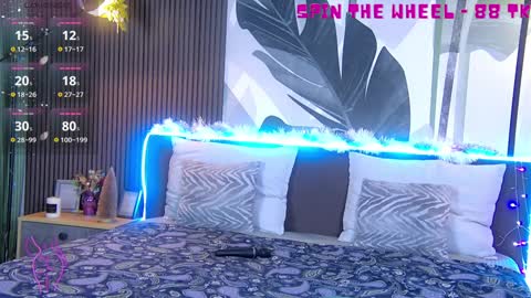 Snapshot of rubyvalen chatting on 01.14.25 Ruby online show from 01.14.25