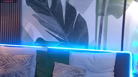 Snapshot of rubyvalen chatting on 01.22.25 Ruby online show from 01.22.25