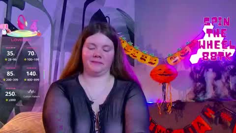 Snapshot of rubyvalen chatting on 11.01.25 Ruby online show from 11.01.25