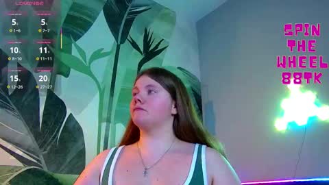 Snapshot of rubyvalen chatting on 11.18.25 Ruby online show from 11.18.25