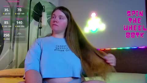 Snapshot of rubyvalen chatting on 11.22.25 Ruby online show from 11.22.25