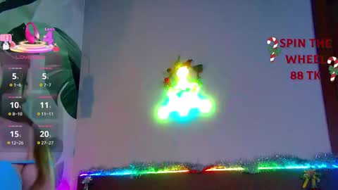 Snapshot of rubyvalen chatting on 12.22.25 Ruby online show from 12.22.25