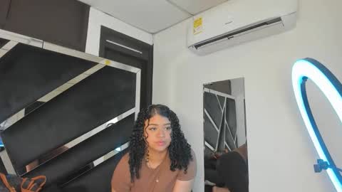 Snapshot of rubyxht chatting on 09.28.25 rubyxht online show from 09.28.25