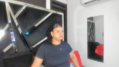 Snapshot of rubyxht chatting on 09.29.25 rubyxht online show from 09.29.25