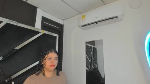 Snapshot of rubyxht chatting on 09.30.25 rubyxht online show from 09.30.25