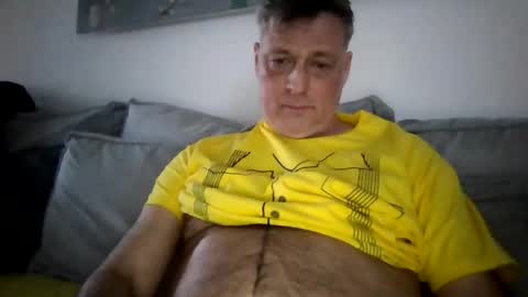 Snapshot of rudeski chatting on 02.22.25 rudeski online show from 02.22.25