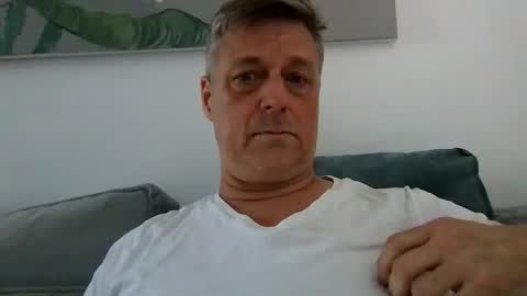 Snapshot of rudeski chatting on 06.02.26 rudeski online show from 06.02.26