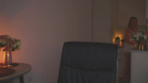 Mila online show from 04.24.26