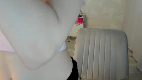 Liya online show from 05.31.26