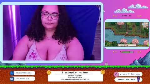 Snapshot of ruesrelics chatting on 03.08.25 Rue online show from 03.08.25