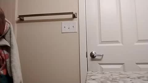 Snapshot of ruinvale chatting on 10.28.25 ruinvale online show from 10.28.25