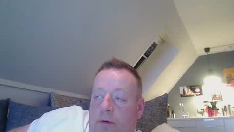 Snapshot of runepetter chatting on 12.01.24 bignorwegian online show from 12.01.24