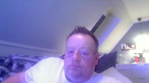 Snapshot of runepetter chatting on 02.23.25 bignorwegian online show from 02.23.25