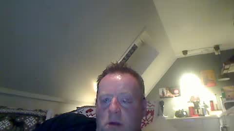 Snapshot of runepetter chatting on 03.02.25 bignorwegian online show from 03.02.25