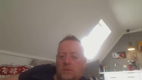 Snapshot of runepetter chatting on 04.13.26 bignorwegian online show from 04.13.26