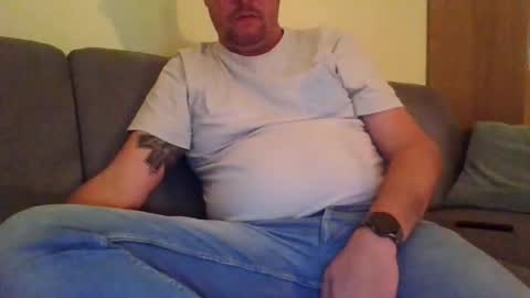 runner_1978 online show from 01.16.25