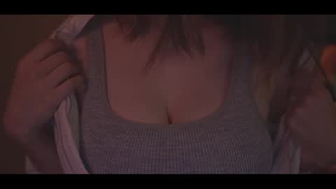 Snapshot of running_with_the_wolves chatting on 09.26.25 Elena online show from 09.26.25