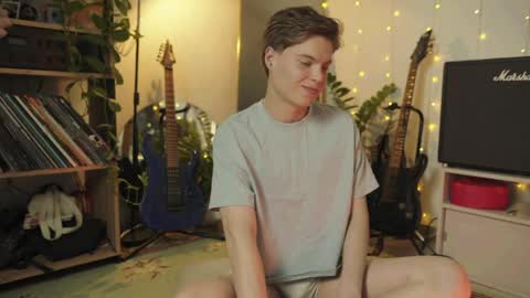 Snapshot of rusbradpitt chatting on 03.12.26 rusbradpitt online show from 03.12.26